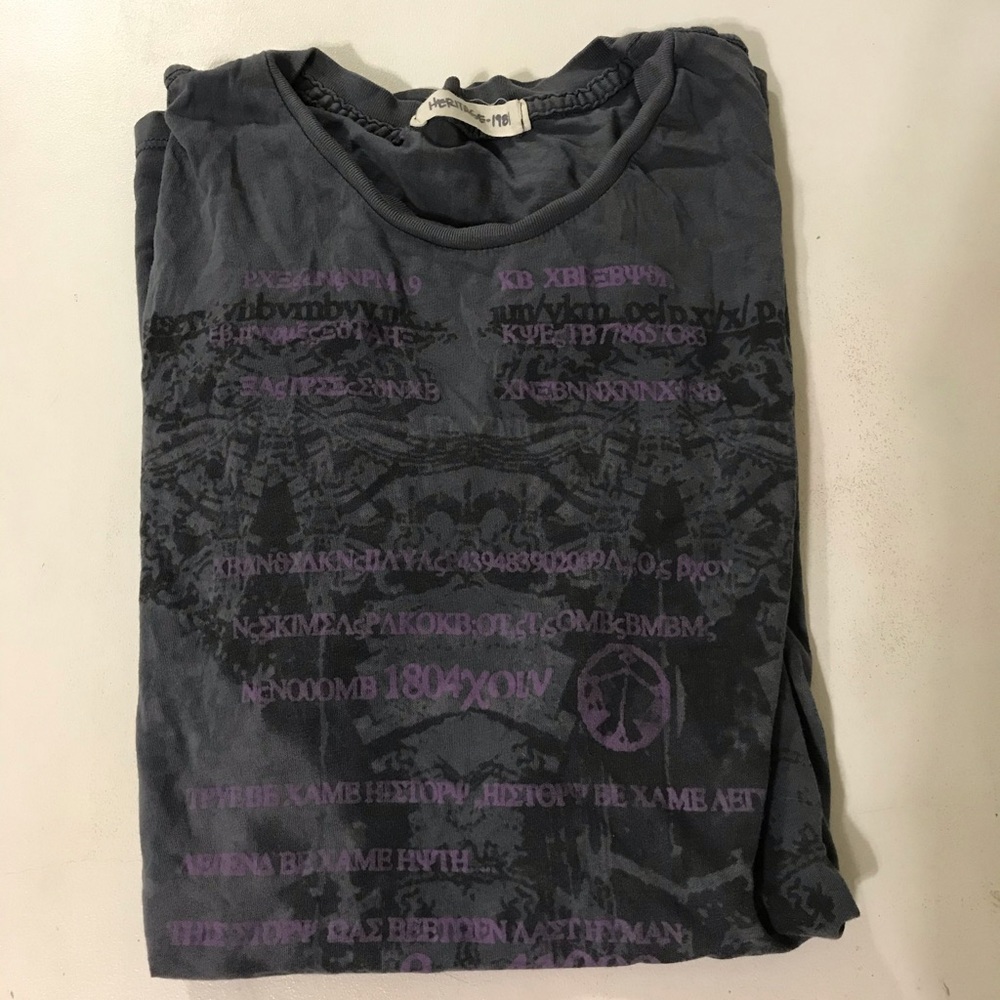 heritage graphic tee